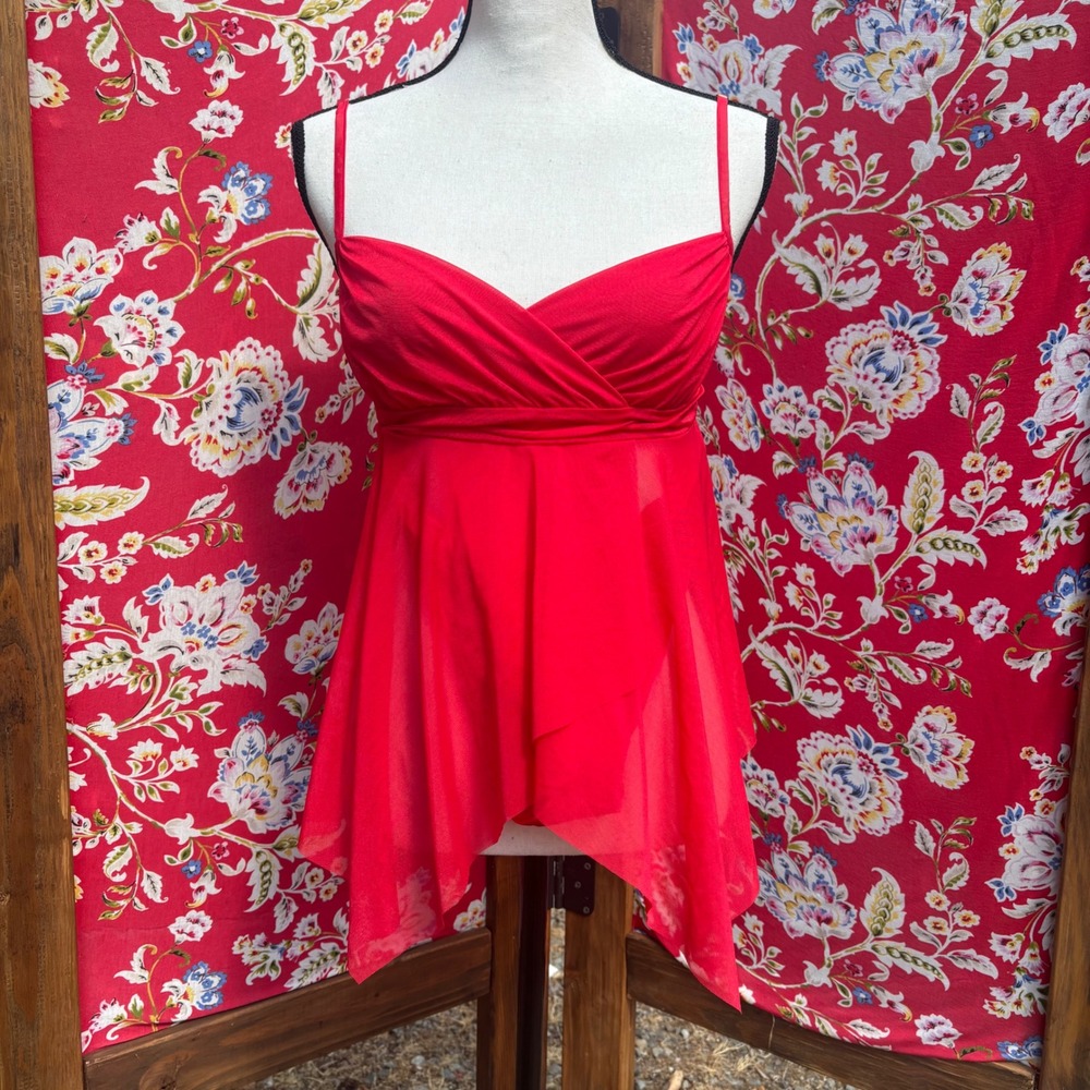 NWOT 2000's Victoria's Secret Red Mesh Asymmetric Babydoll Top+Panty Set Size M